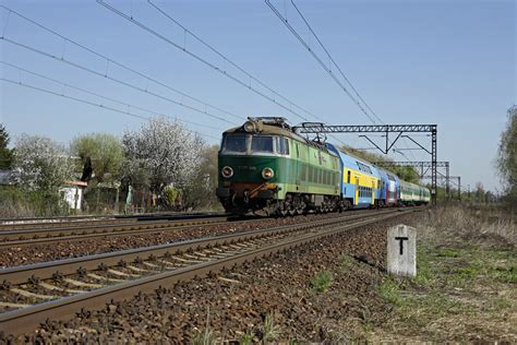 Pkp Et Heads Pr Coaches As Train Gliwice Flickr