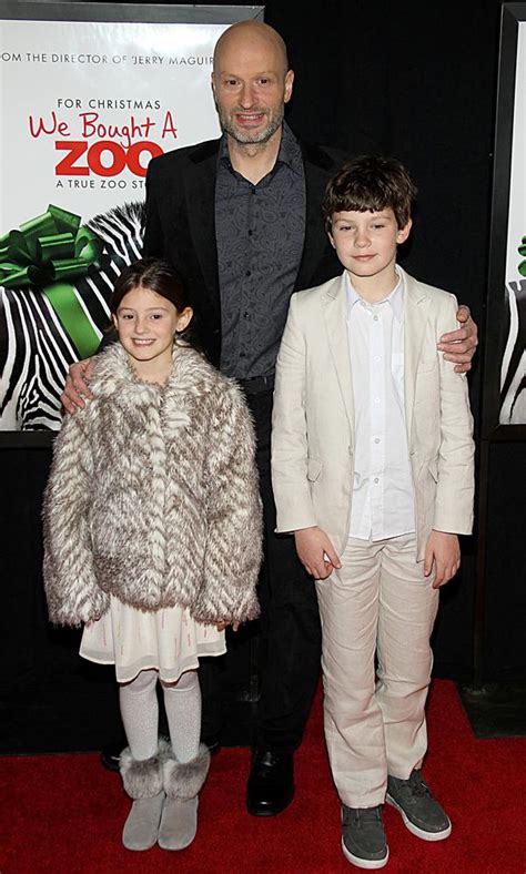 Benjamin Mee Picture 2 - New York Premiere of We Bought a Zoo - Arrivals