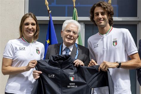 Olimpiadi Di Parigi Il Presidente Mattarella Con Gli Azzurri Il