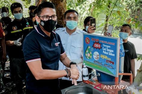 Sandiaga Pengembangan Ekowisata Batu Katak Perlu Ditingkatkan Antara News