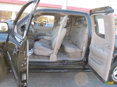 2005 Toyota Tundra Limited Double Cab 4x4 interior Photo #57824162 | GTCarLot.com