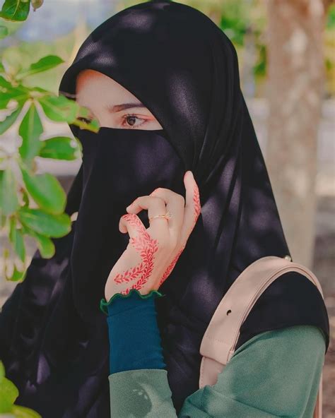 Pin By Zohaib Khattak On Hijab Girl Dpz Niqab Hijabi Girl Beautiful Hijab