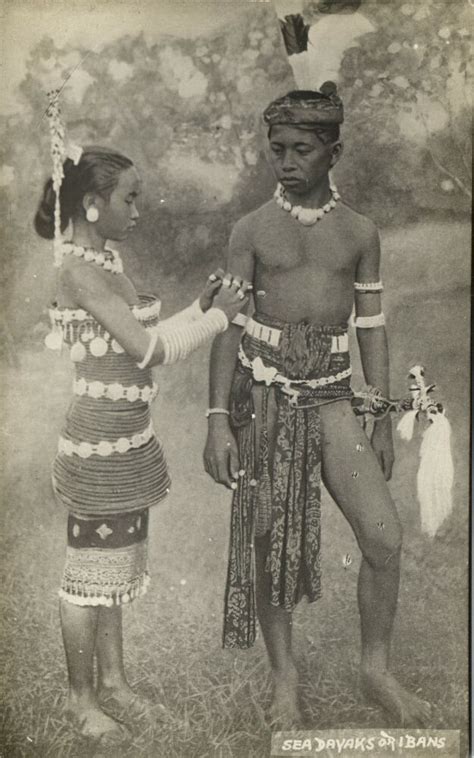 Malaysia Borneo Sarawak Native Ibans Sea Dajak Dayak Couple 1920s