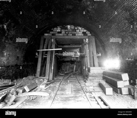 Church Hill Tunnel Richmond Virginia 1925 Stock Photo Alamy