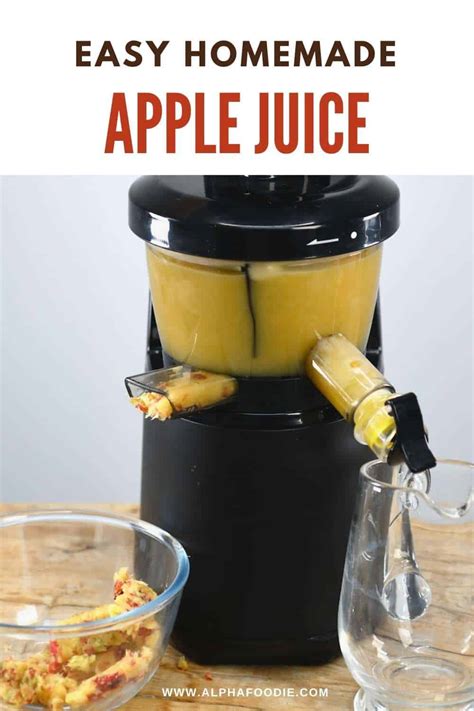 How To Make Apple Juice With And Without Juicer