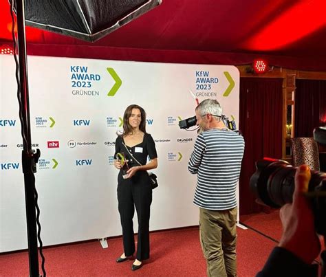 Itziar Estevez Latasa Wins Kfw Capital Award For Best Female