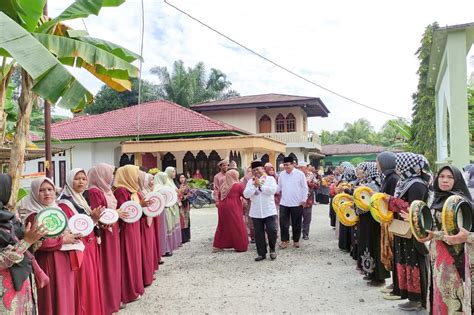 Penjabat Sekda Kampar Lepas Pawai Taaruf Menyambut Bulan Suci Ramadhan