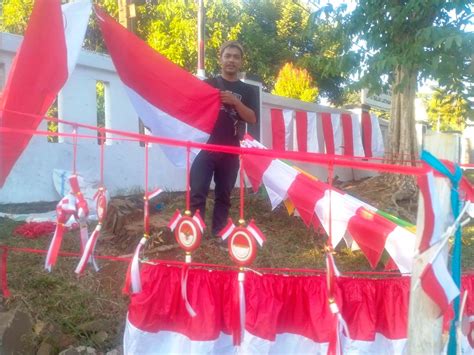 Jalur Kota Subang Marak Penjual Bendera Jelang Hut Ri Pasundan Ekspres