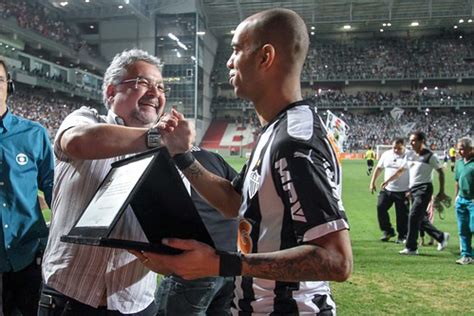 Tardelli Homenageado Pelos Jogos A Camisa Alvinegra Clube