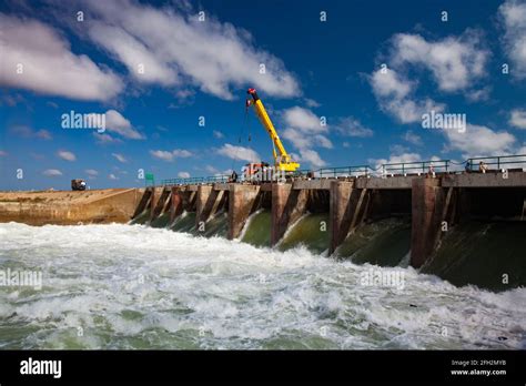 Kok Aralkazakhstanaral Sea Kok Aral Damwater Discharge In Floodopen