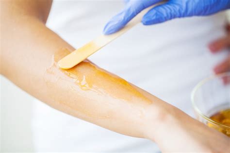 Full Arm Waxing - Eyes On Skin