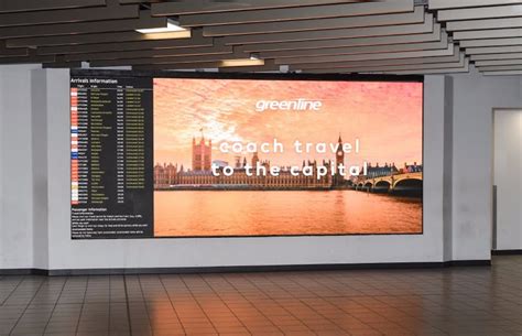 Led Signage Neue Led Screens Am Airport Luton Invidis