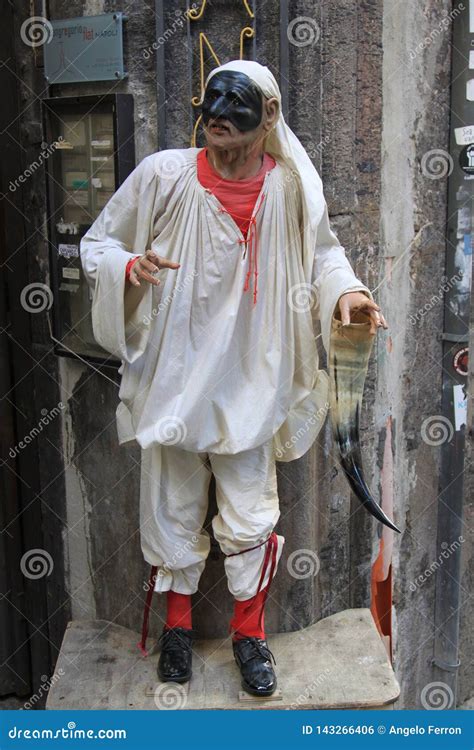 Masque De La Tradition De Pulcinella De Naples Photo éditorial Image