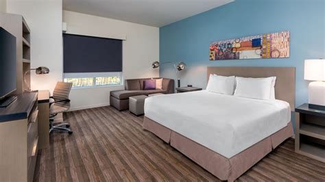 Hotel Suites Near Orlando Airport | Hyatt House Orlando Airport