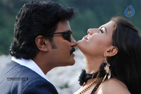 Yaarathu Tamil Movie Hot Stills Photo Of