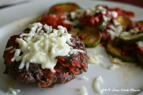 24/7 Low Carb Diner: Pizza Burger Patties