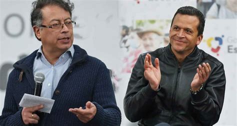 Gustavo Petro Le Dice Si A Juan Carlos Saldarriaga Y A La Ciudad De