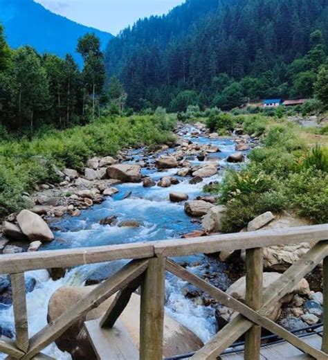 पीर पंजाल की पहाड़ियों में बसा कश्मीर का खुबसूरत जिला कुपवाड़ा Tripoto