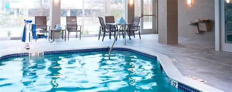 Ypsilanti Hotel with Indoor Pool | Fairfield Inn & Suites Ann Arbor ...