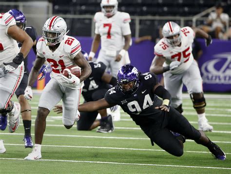 No 4 Ohio State Holds Off No 15 Tcu 40 28 After Quick Tds Ap News