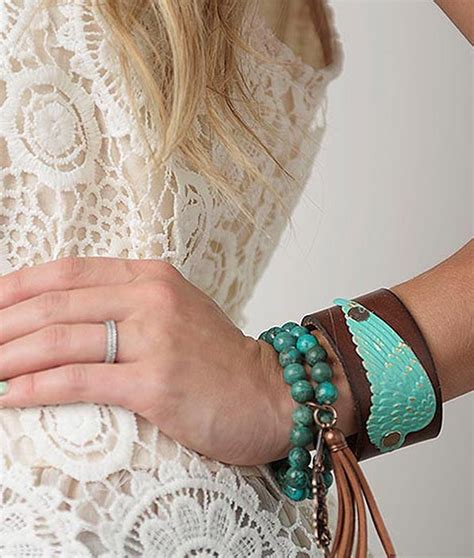 How To Wear Turquoise Jewelry One Country