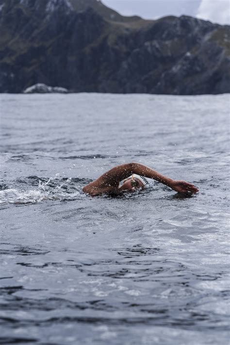 Nadar Una Milla En Agua Helada Como Grito De Protecci N Del Mar Y Ant Rtica