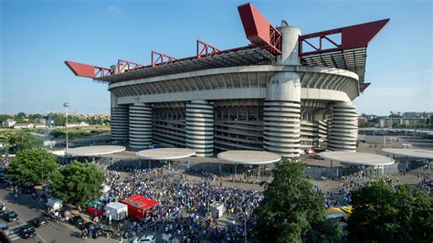 Sala Vorrebbe Vendere San Siro Per Finanziare Il Piano Casa Del Comune