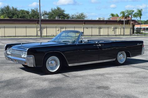 Lincoln Continental Convertible Rare And Very Beautiful