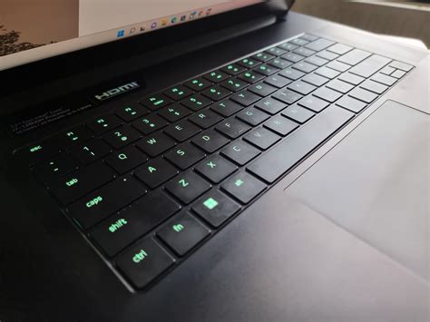 Razer Blade 17 (2022) Review - IGN