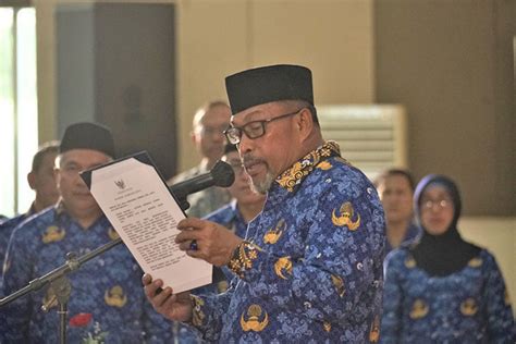 Gubernur Maluku Lantik 1 233 PPPK Guru Dan Tenaga Teknis TIMES Indonesia