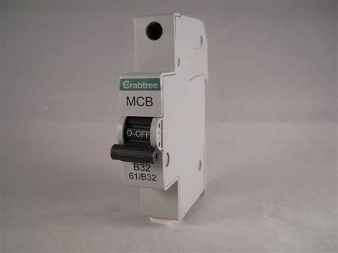 Crabtree Starbreaker MCB 32 Single Pole Breaker Type B 32A 61 B32