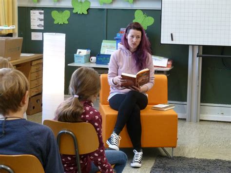 LiteraTour Beginn Der Lesungen Schillerschule Backnang