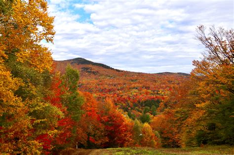 Stowe, Vermont Fall Foliage, Oct. 11, 2019 – Ryan Arel