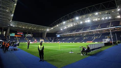 Cmvm Suspende Negocia O Das A Es Da Sad Do Fc Porto Que Reage