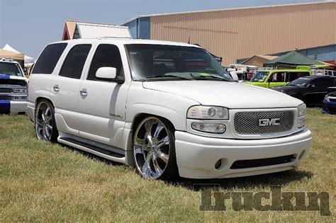 Gmc Yukon Denali Lowered 26s White On White My G Rides Pinterest