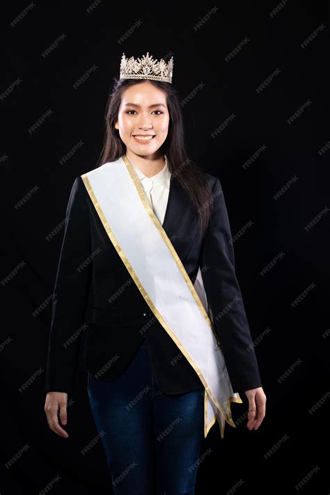 Beauty Pageant Crown And Sash