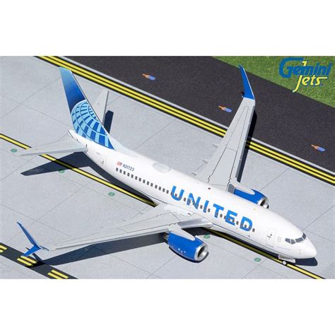 Gemini Jets United Airlines B737 700 Flaps Down Diecast Model Scale 1200