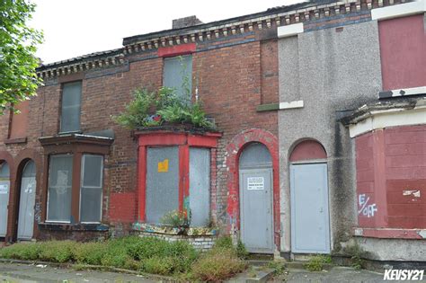 Wynnstay St Houses Derelict Welsh Streetstoxtethliverpoo Kev