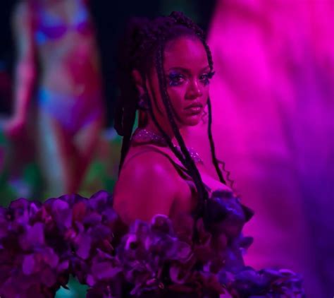 Badgalriri On Twitter Rihanna Badgalriri Savage X Fenty