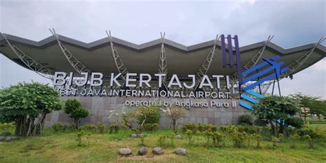 Pertama Kali Jadi Embarkasi Bandara Kertajati Terbangkan Jemaah