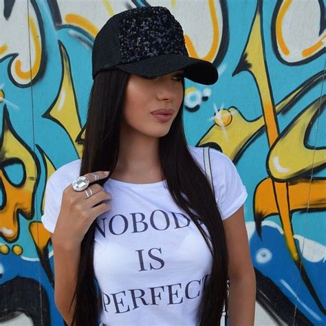 Laurabaduras Photo On Instagram Laura Badura Casual Looks Street