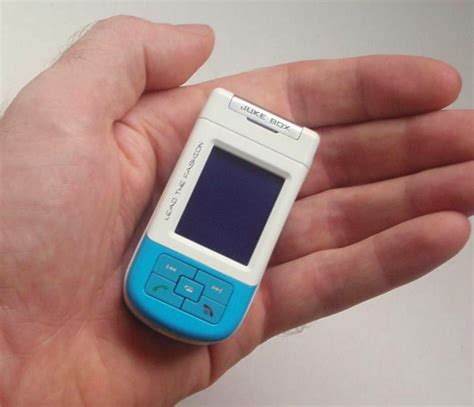 Top 10 Smallest Mobile Phones | Got 2 Be Smart