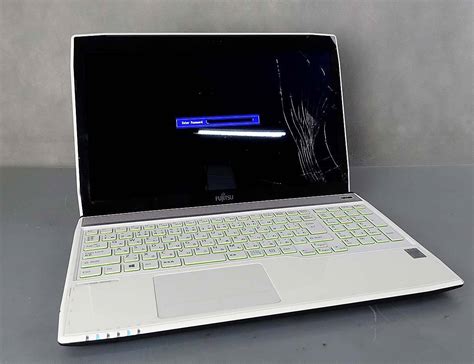 Fmv Lifebook Ah M Fmva Mw Core I Mq Gb Hdd