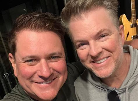 Rascal Flatts Jay Demarcus And Joe Don Rooney Reunite In Surprise