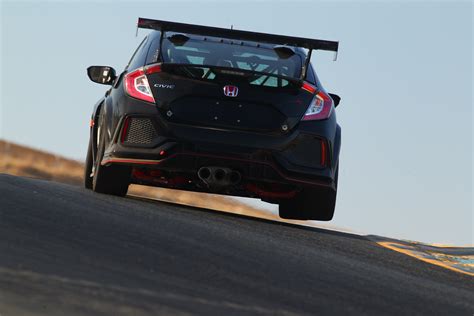 Honda Civic Type R TC Debuts As Customer Race Car Honda Civic Type R TC