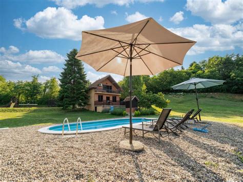 Fruska Pool House Sremska Kamenica Updated Prices 2025