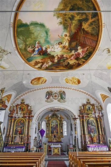 Kirche St Johannes Der Taeufer Photo12 ImageBROKER Manfred Bail