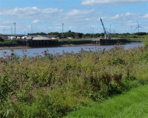 Grove Wharf On The River Trent Mat Fascione Cc By Sa Geograph