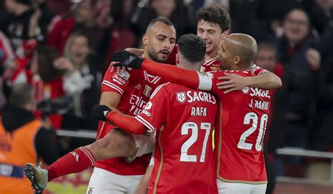 Benfica Vizela 6 1 şi Braga Farense 2 1 au fost LIVE VIDEO în