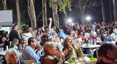 Reconocimiento En La Segunda Noche De La 14 Fiesta Provincial Del